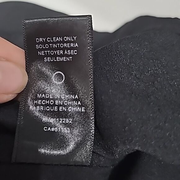 Adelyn Rae Black Crochet Overlay Black Cropped One Piece Jumper Size Small - Picture 11 of 11